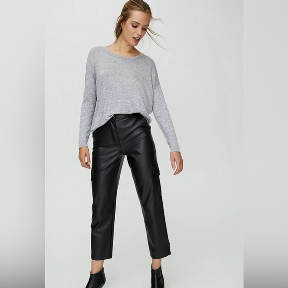 Aritzia Wilfred Free Luxe  Jersey Knit Grey Long Sleeve T-Shirt Size Medium - Picture 3 of 14